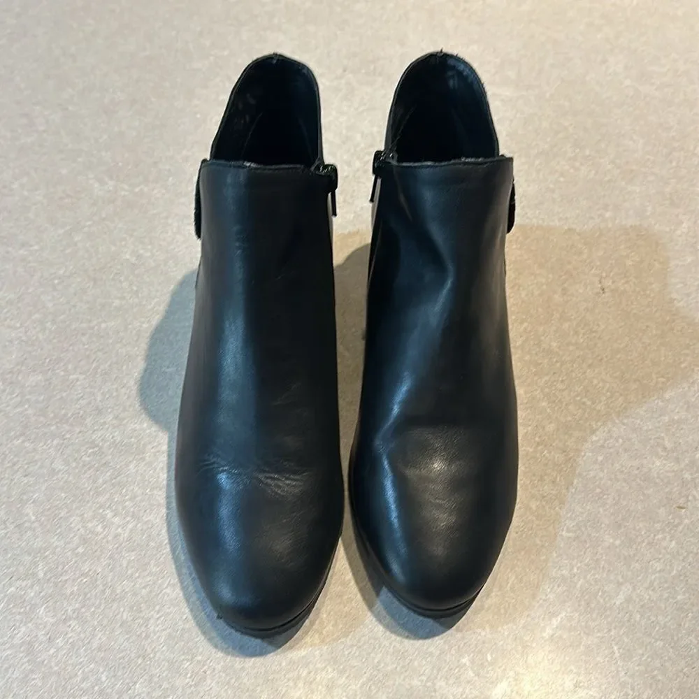 JACK ROGERS Black Booties - Picture 2 of 9